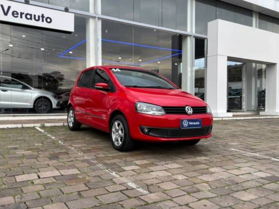 VOLKSWAGEN FOX 1.6 MI HIGHLINE 8V FLEX 4P AUTOMATIZADO VOLKSWAGEN FOX 1.6 MI HIGHLINE 8V FLEX 4P AUTOMATIZADO